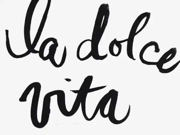 la dolce vita sign